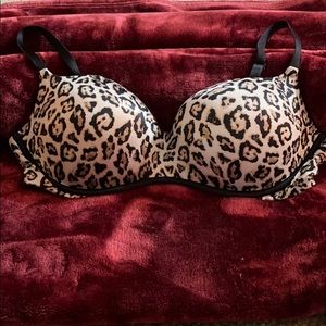 Victoria’s Secret Push Up Bra 38C